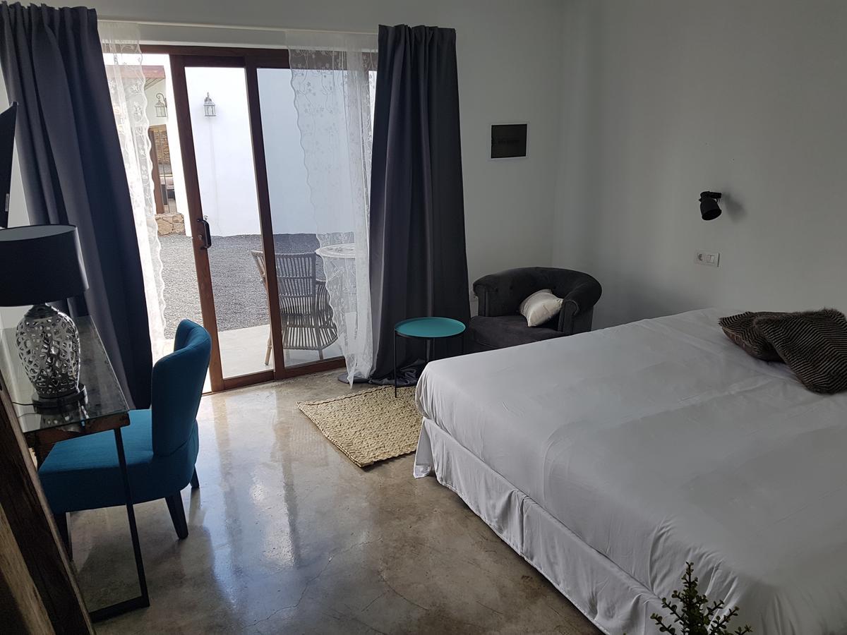 Hotelito Rural Flor De Timanfaya Tinajo Luaran gambar