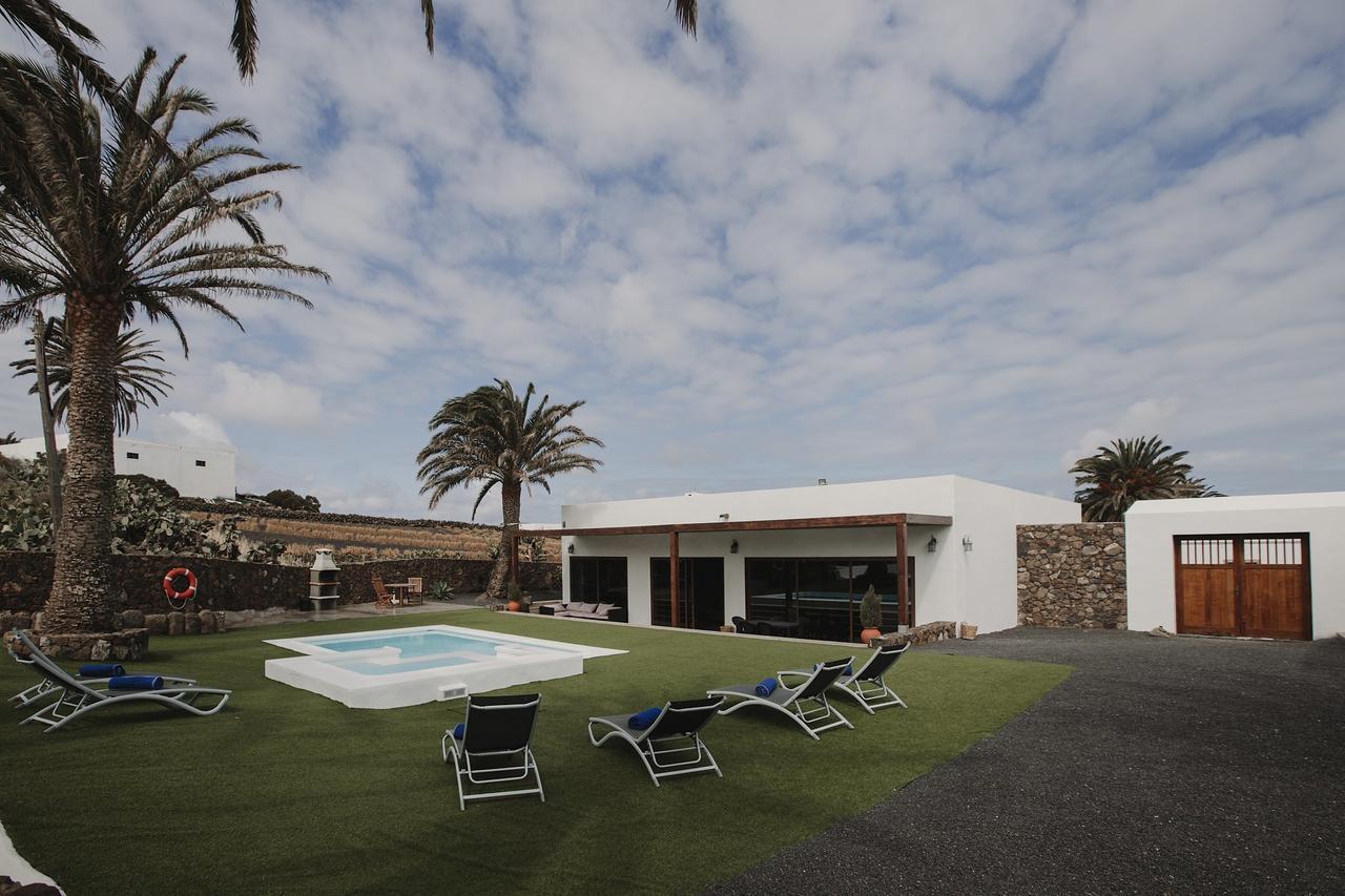 Hotelito Rural Flor De Timanfaya Tinajo Luaran gambar